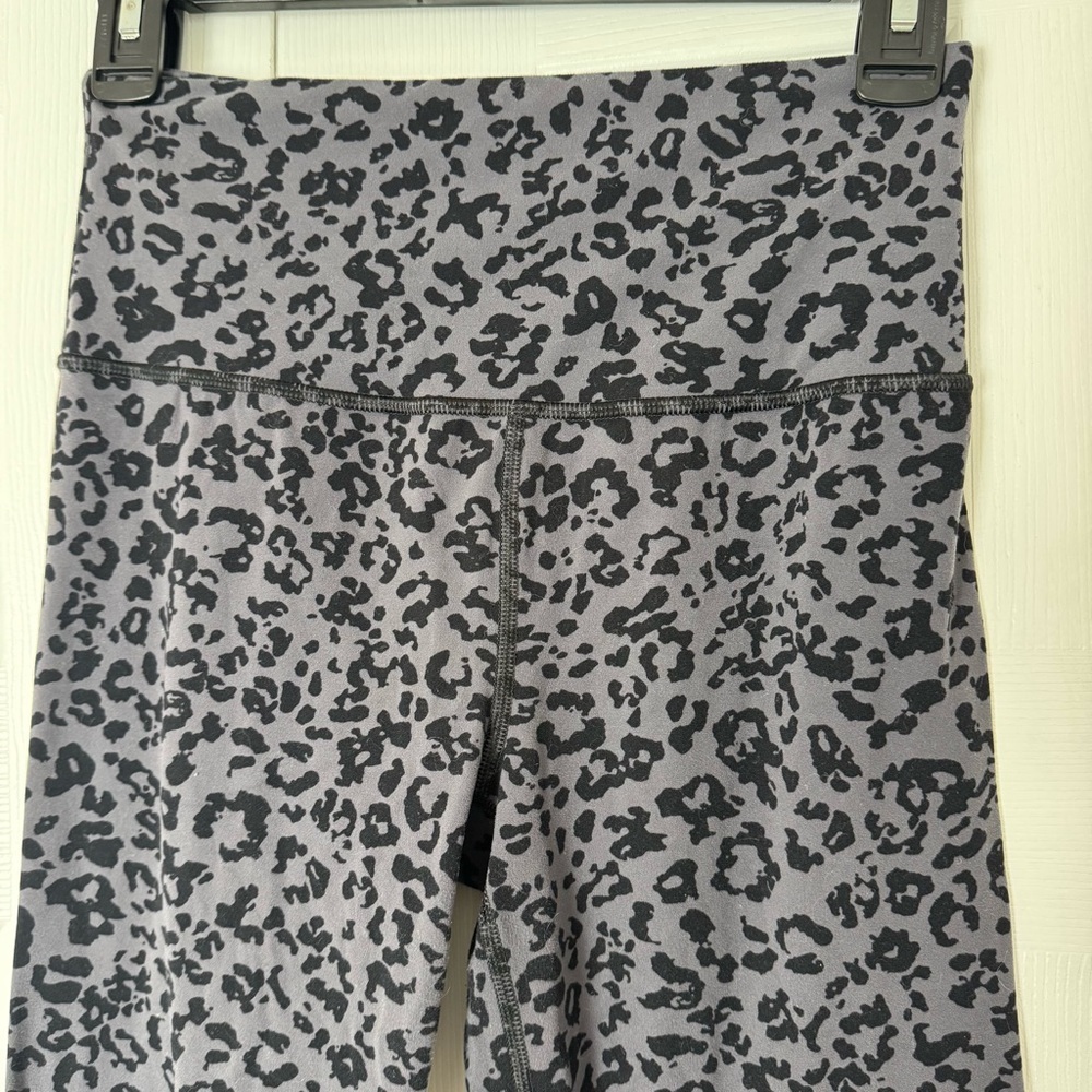 Athleta Black / Gray Leopard Print Leggings - Picture 2 of 6